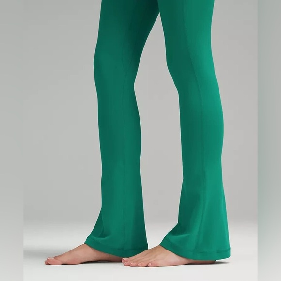 NWT lululemon Align High-Rise Mini-Flared Pant Extra Short - Picture 2 of 3